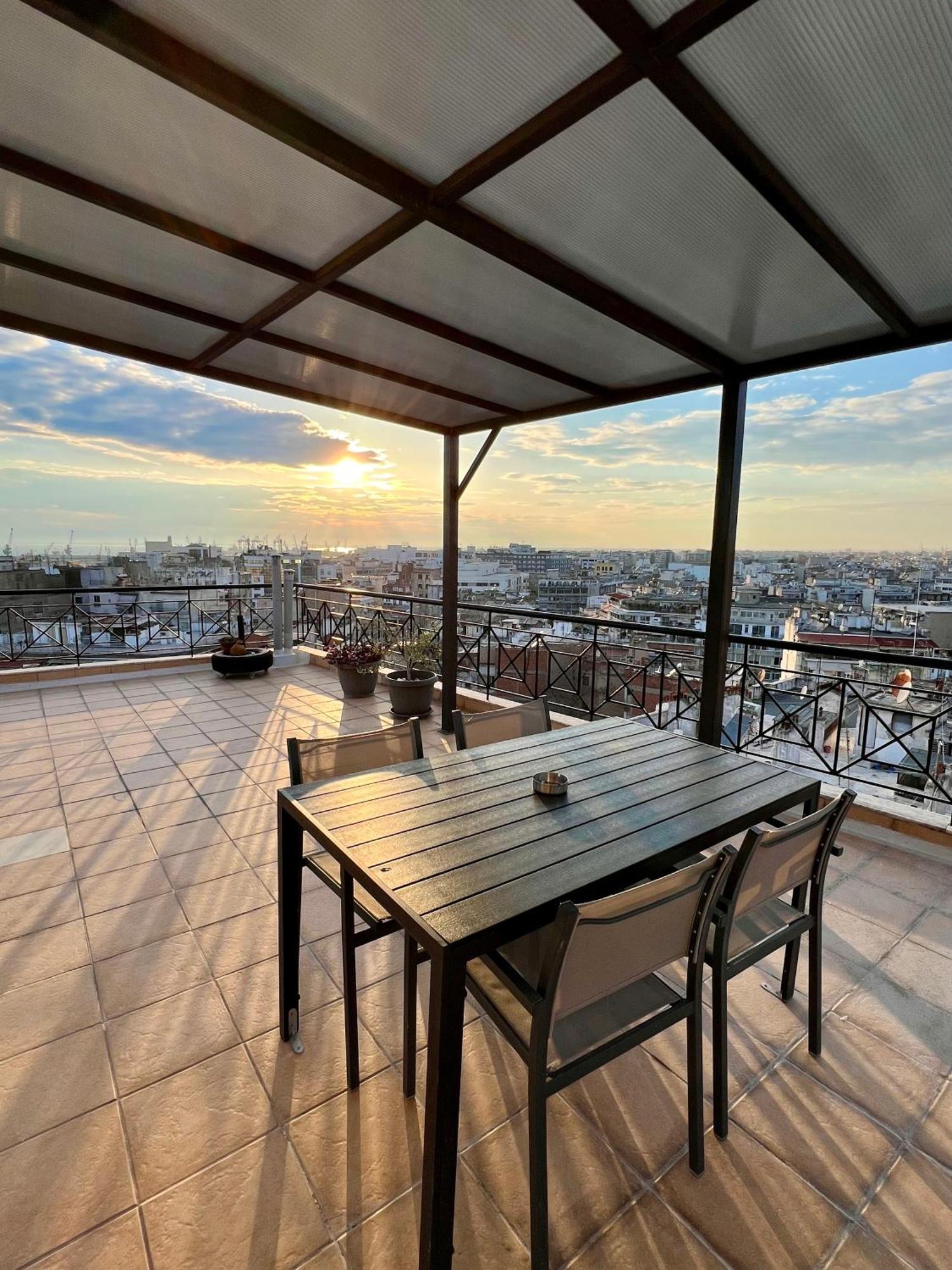 180° Rooftop View テッサロニキ エクステリア 写真